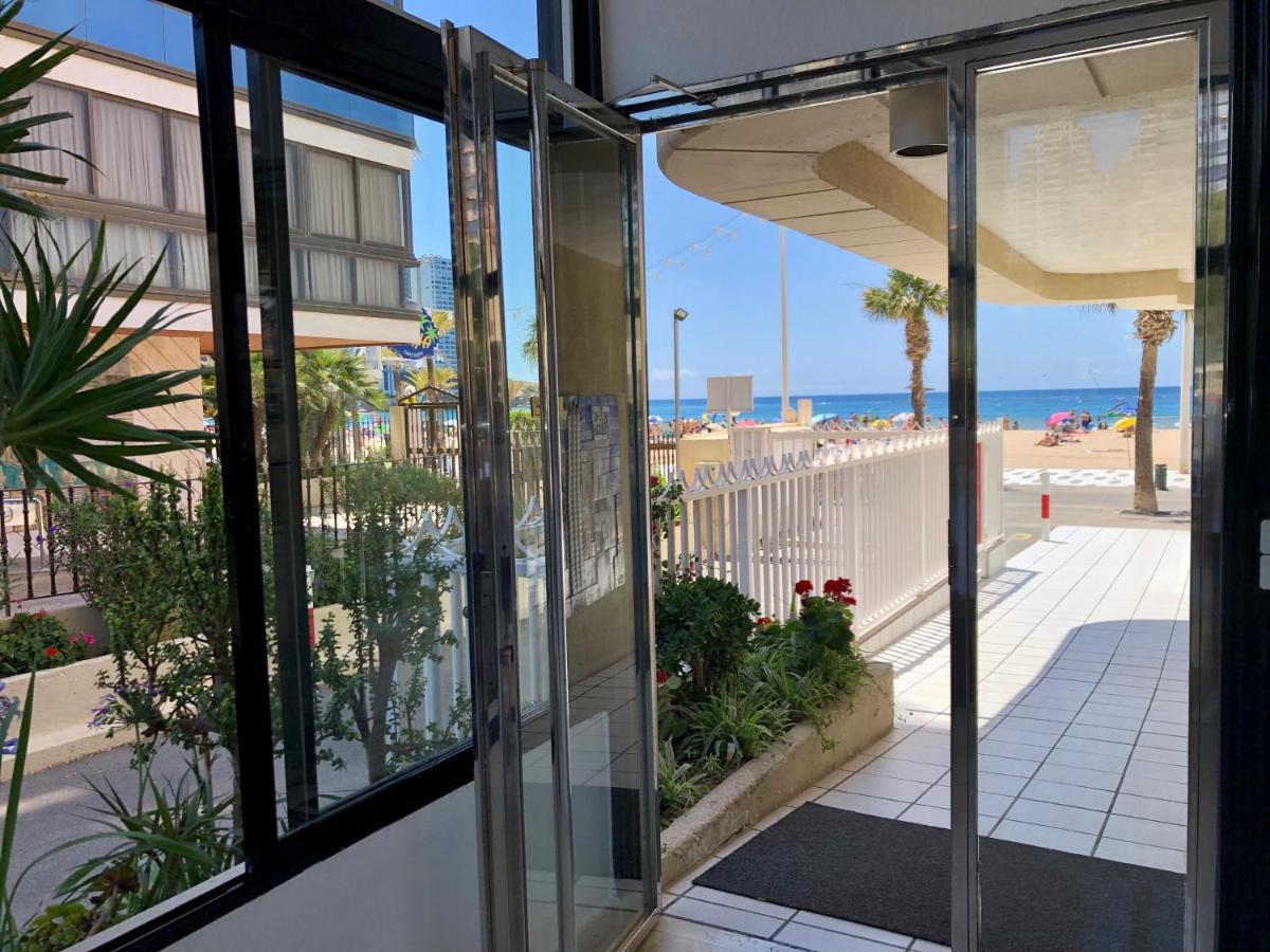 Apartamento Torre Levante, Primera Linea De Playa Benidorm Exterior photo